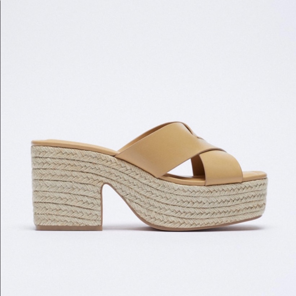 Zara heeled leather wedges!